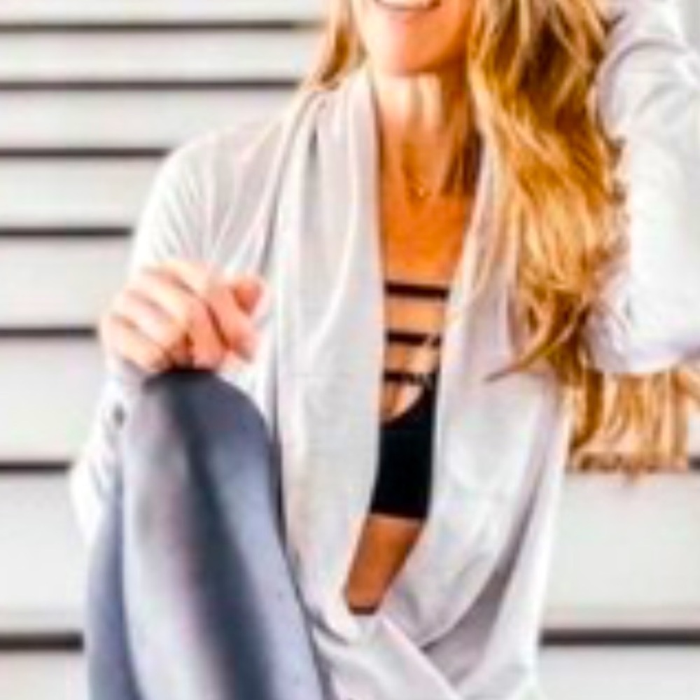 Zyia Active Lt Grey Yoga Shawl Wrap Hooded Top stretch performance, size M